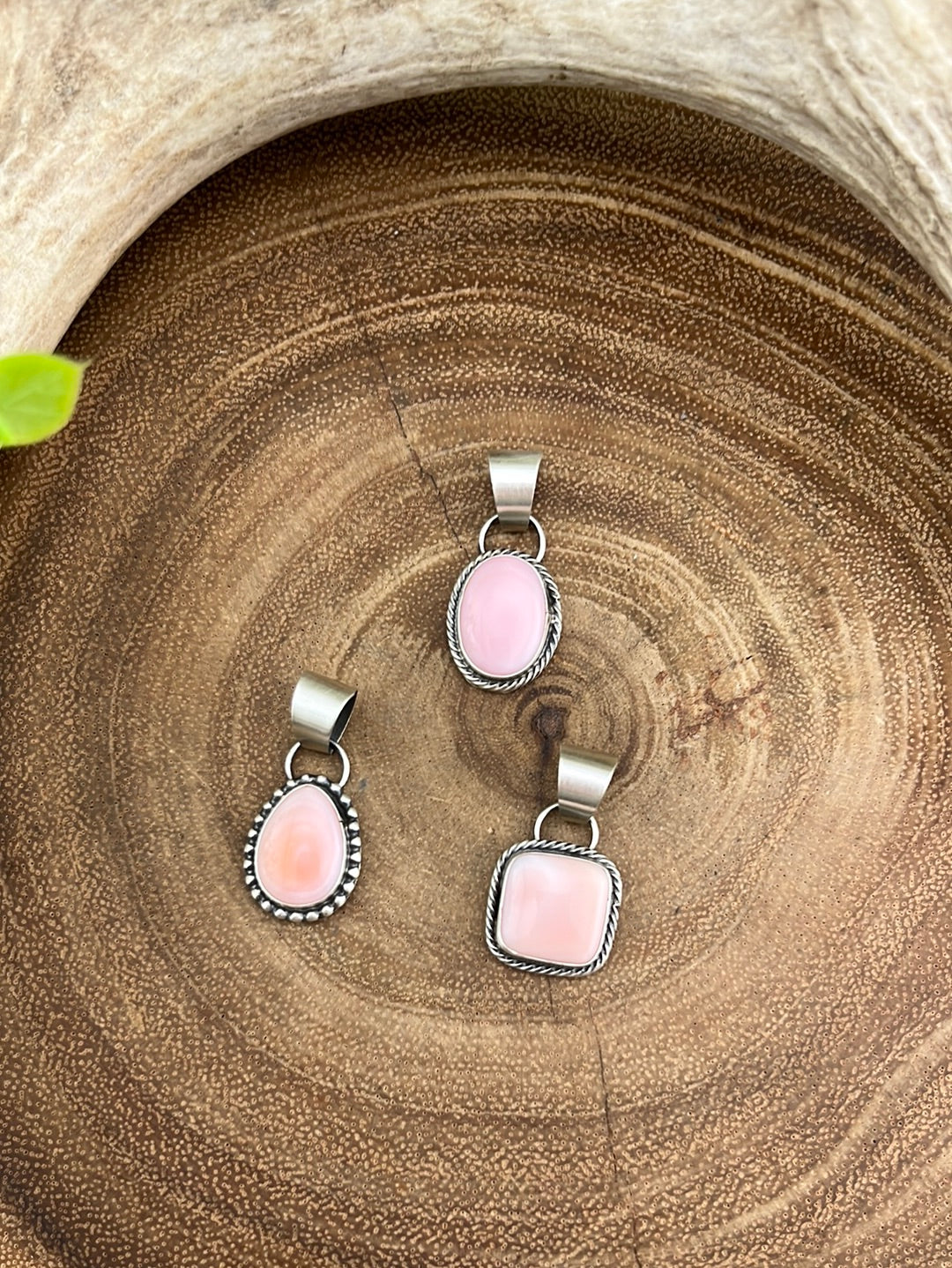 Channel Sterling Single Stone 1" Pink Conch Pendant