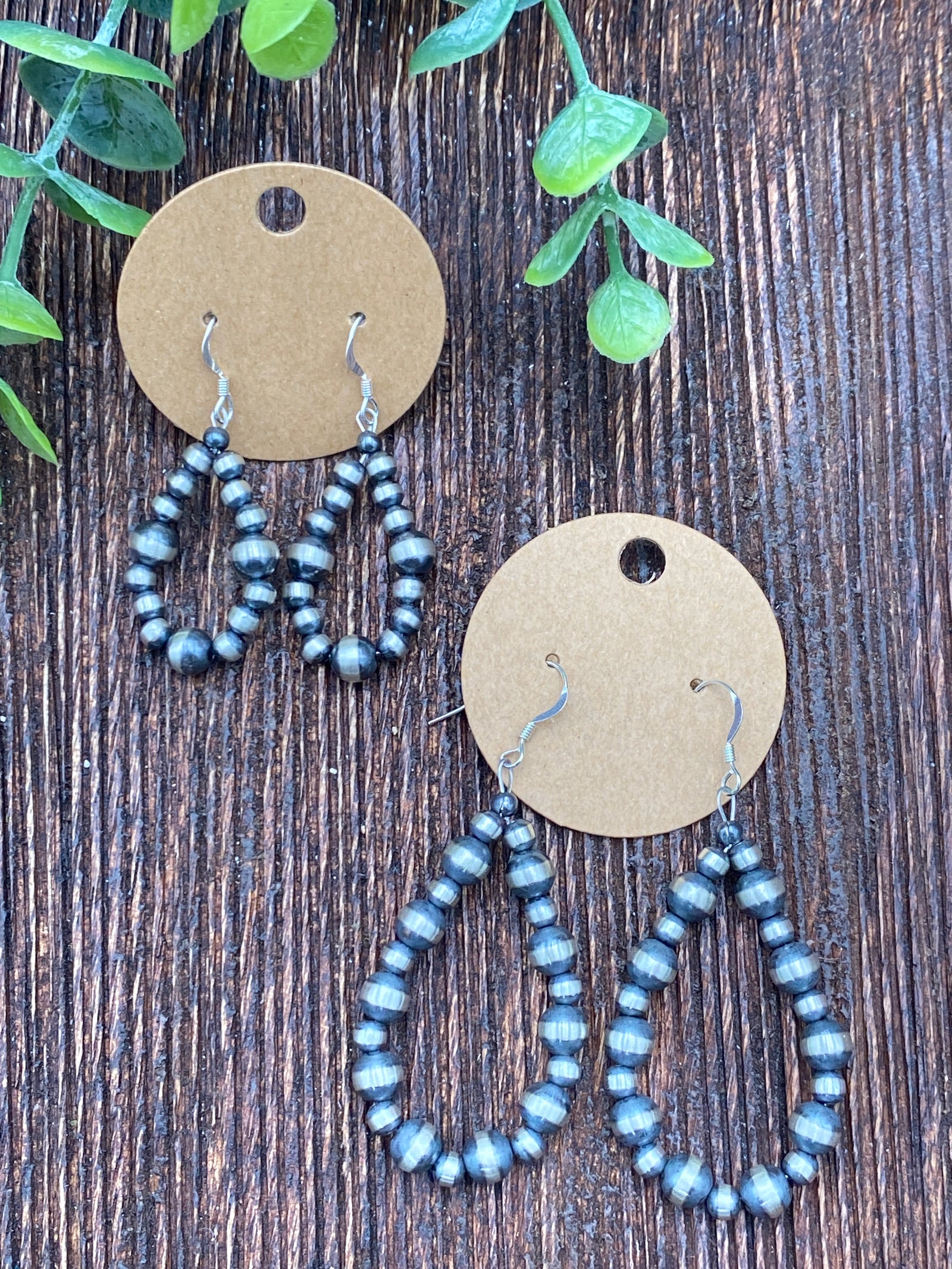 Cade 4 & 6mm Navajo Teardrop Earrings