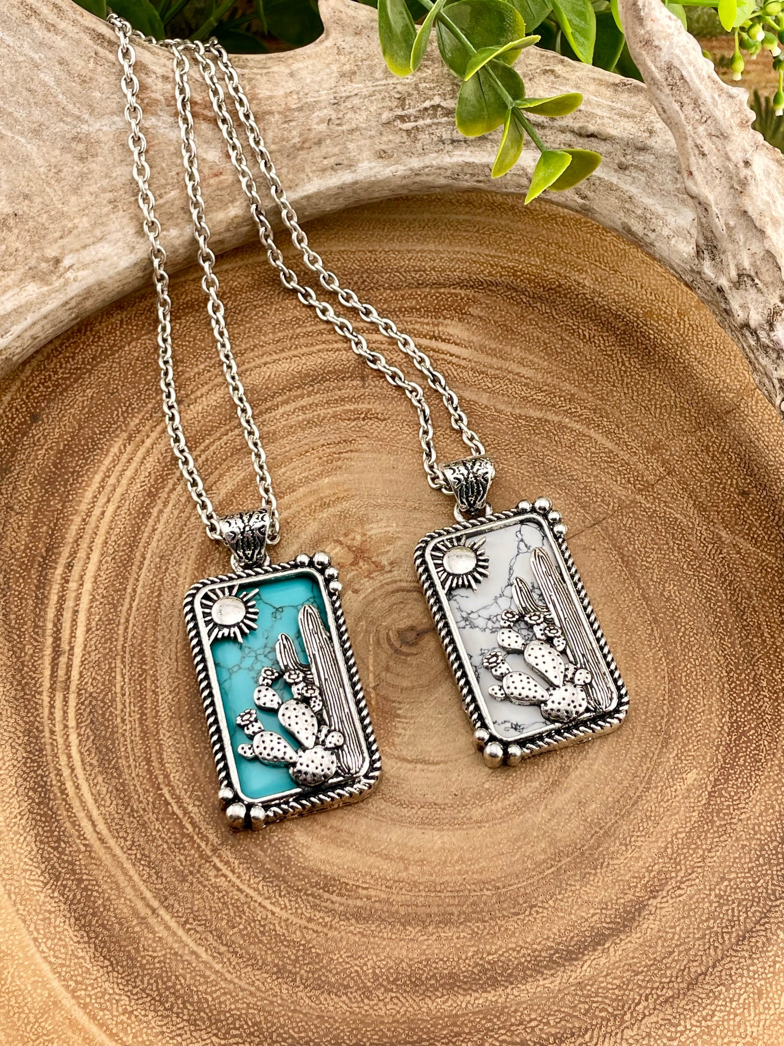 Calypso Fashion 3D Desert Necklace - 18"