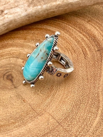 Avina Fashion Ball Teardrop Stretch Ring