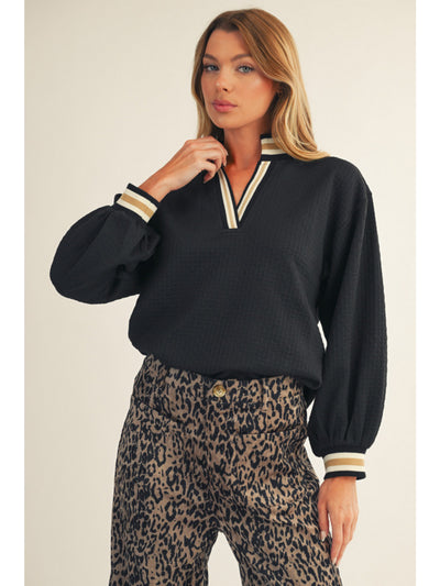 Black Textured Neutral Pullover Blouse