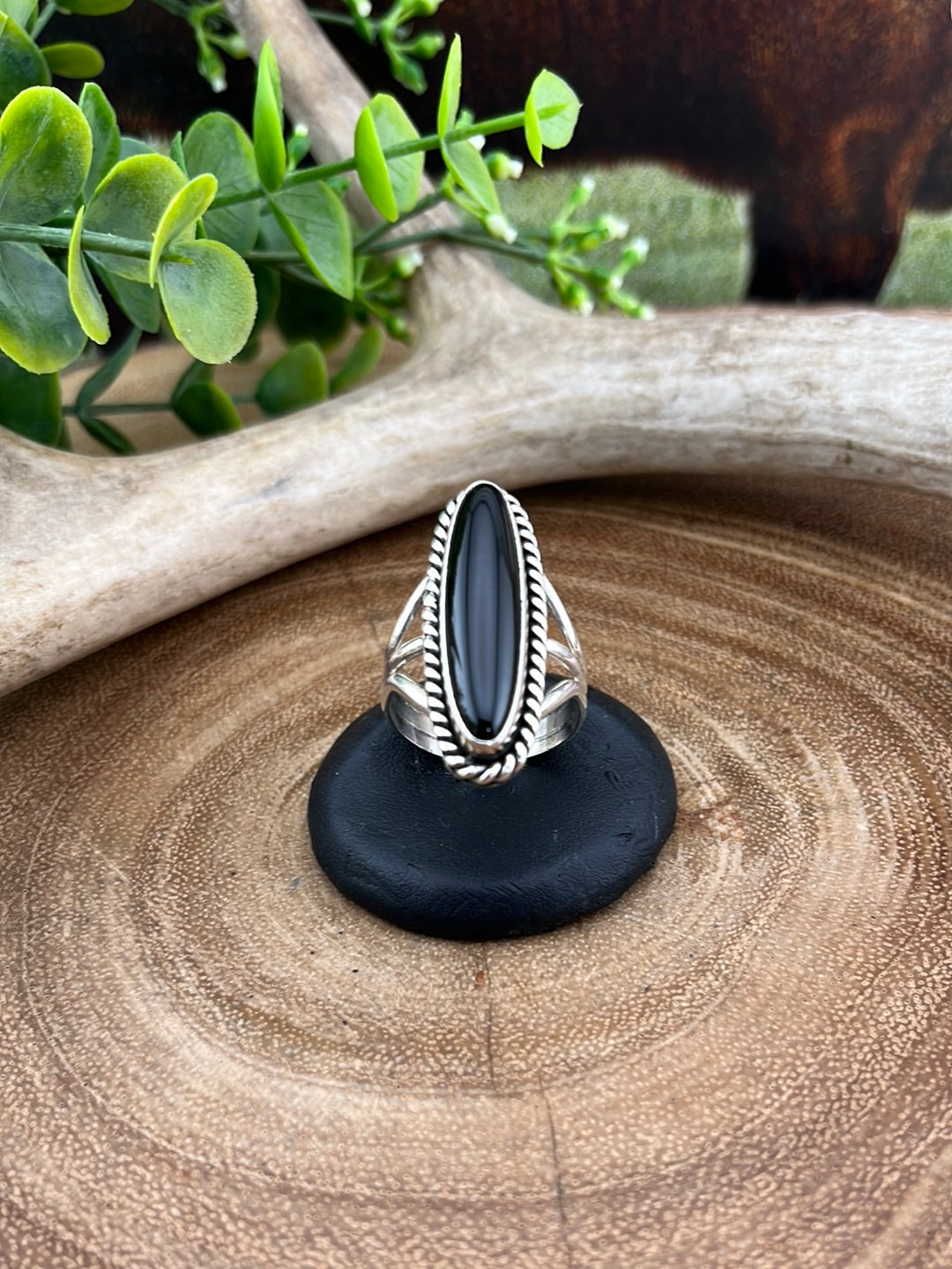 Gateway Sterling Roped Long Oval Onyx Ring - size 9.5