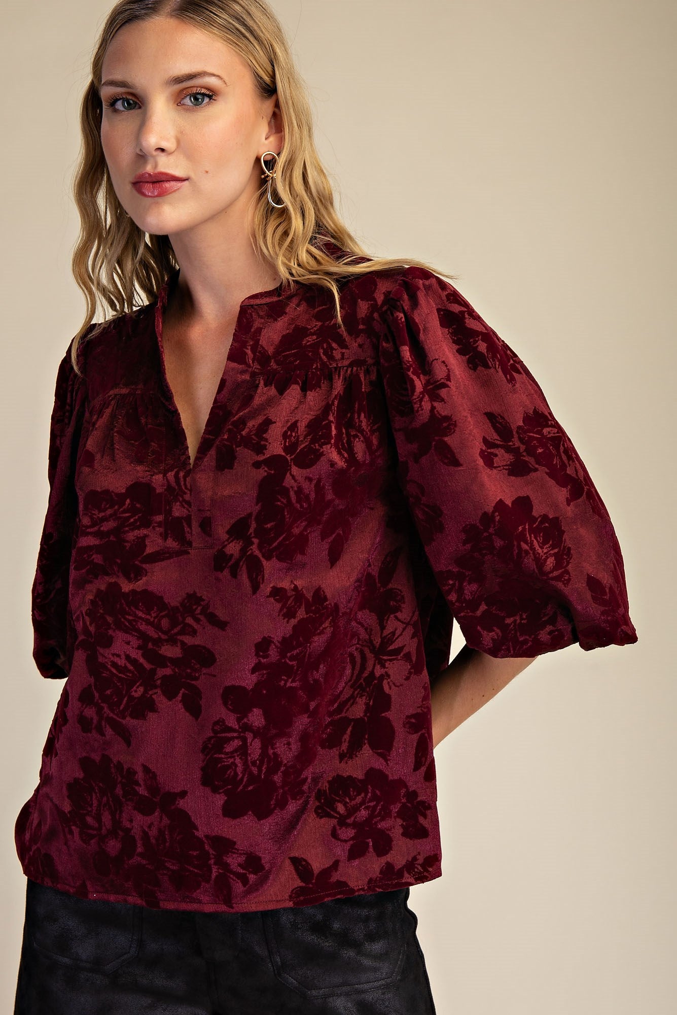 Wine High Round Neck Puff Sleeve Top