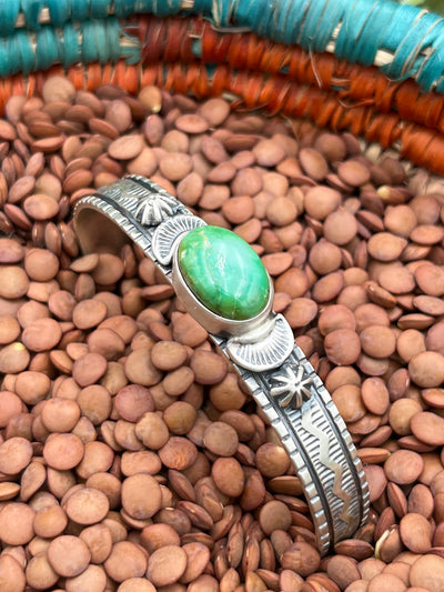 Folio Single Stone Stamped Burst Cuff