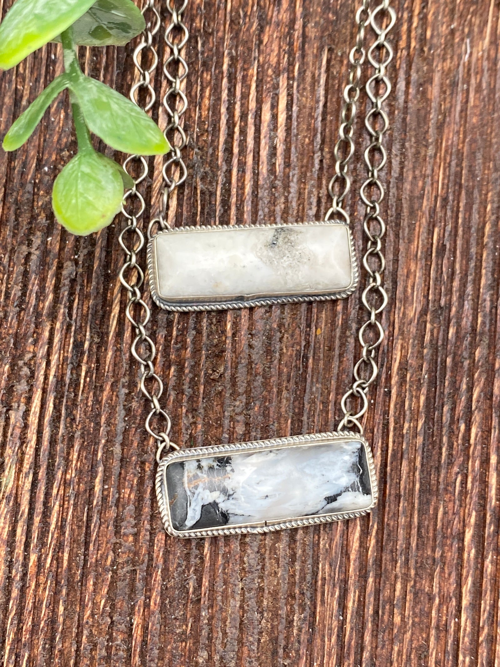 Acadia Sterling Link Chain With 1.15" White Buffalo Bar - 18"