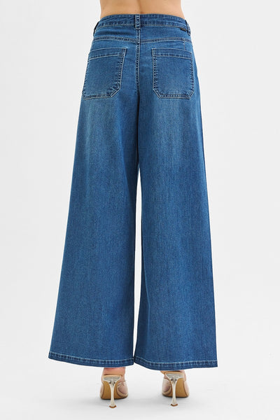 Mid Rise Fit Wide Leg Knit Denim Jeans