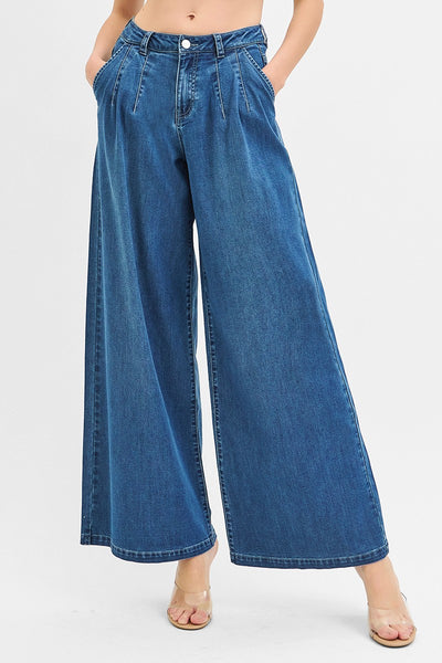 Mid Rise Fit Wide Leg Knit Denim Jeans