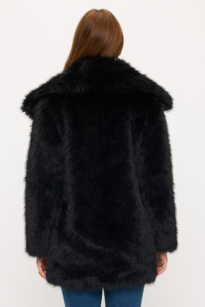 Luxe Cloud Oversized Faux Fur Coat