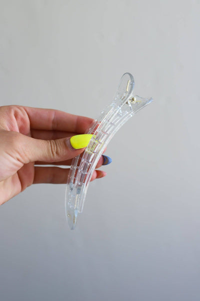 OVERSIZED LAY DOWN CLAWS ( 33 COLORS )