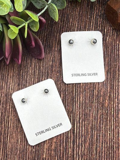 Topscore Sterling Navajo Pearl Studs 5-6mm