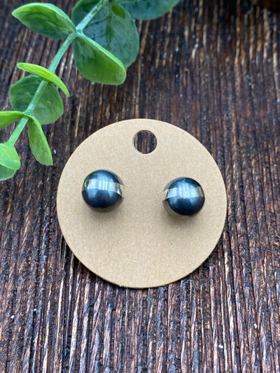 Navajo Pearl Stud Earrings