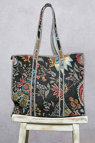 Quilted Striped Binding Roomy Fit Black Tote Bag