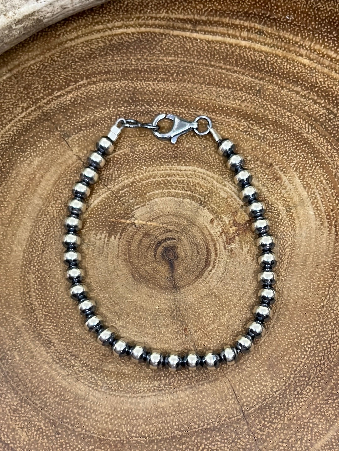 Cali 5mm Navajo Pearl Bracelet 7.5