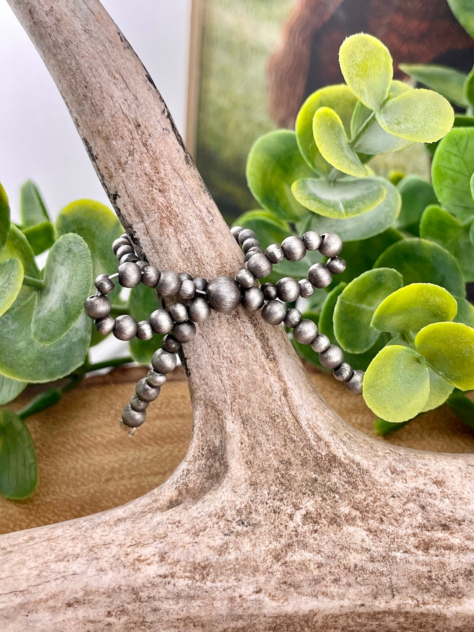 Ventura 3mm Fashion Navajo Stretch Bow Ring - Silver