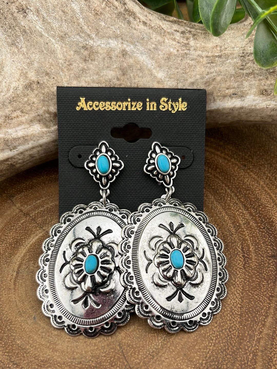 Hydrangea Fashion Petite Post Oval Concho Drop Earrings - Turquoise