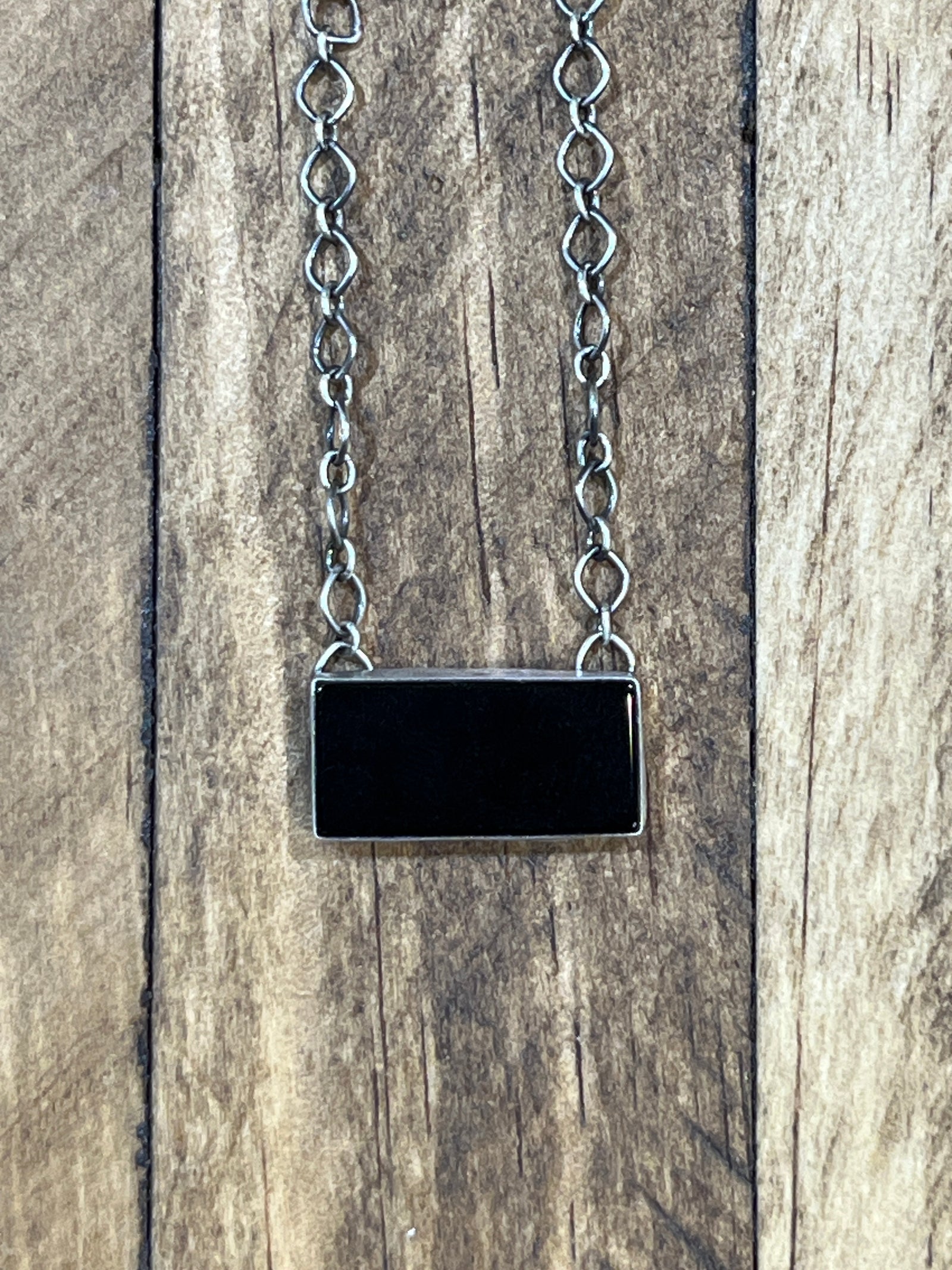 Pitt Meadows Sterling Link Chain With Onyx Bar Pendant - 18"