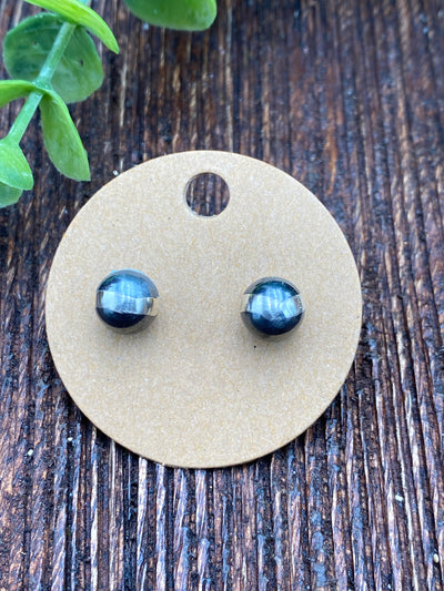 Navajo Pearl Stud Earrings