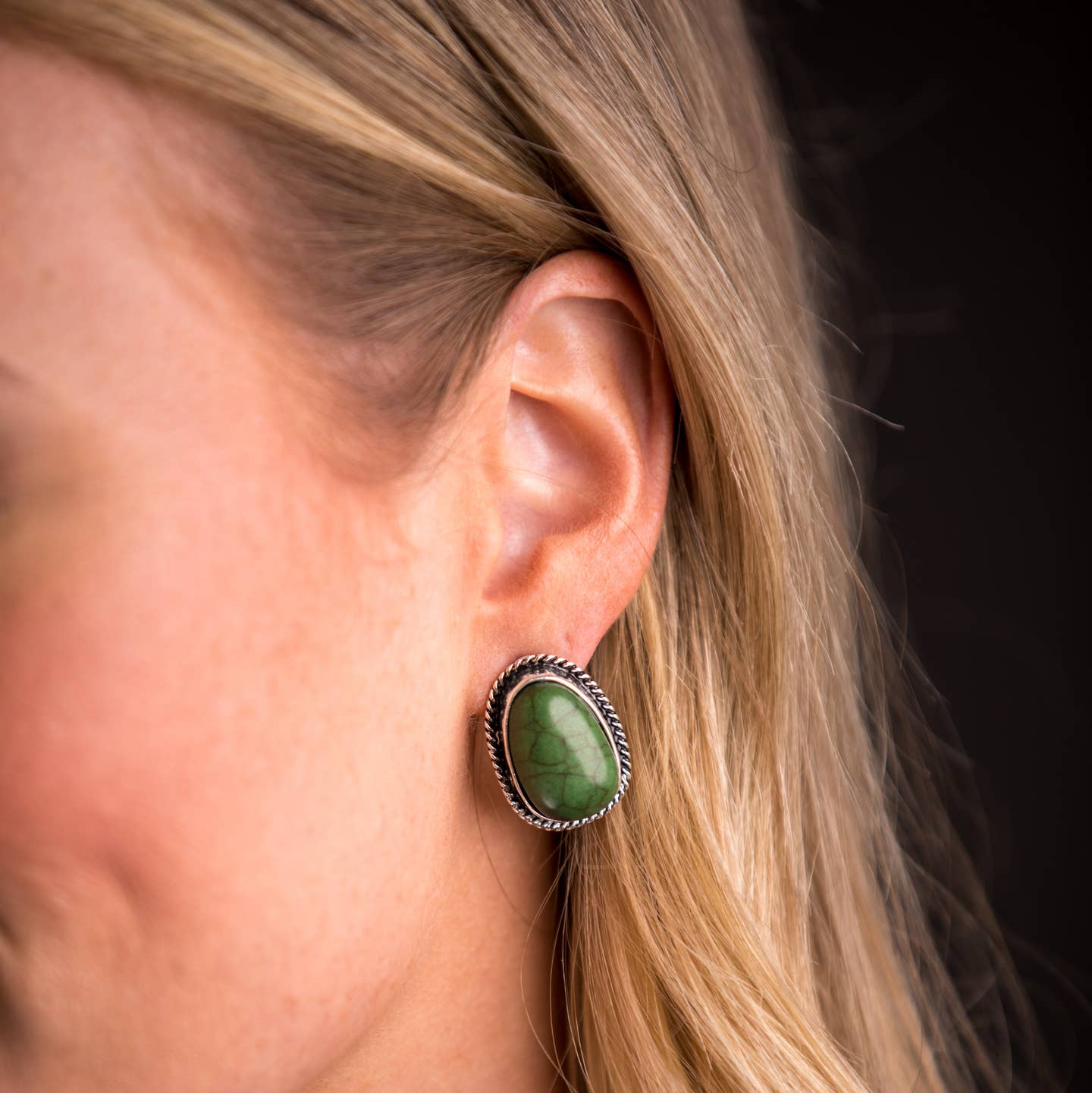 Green Post Earring with Silver Rope Border