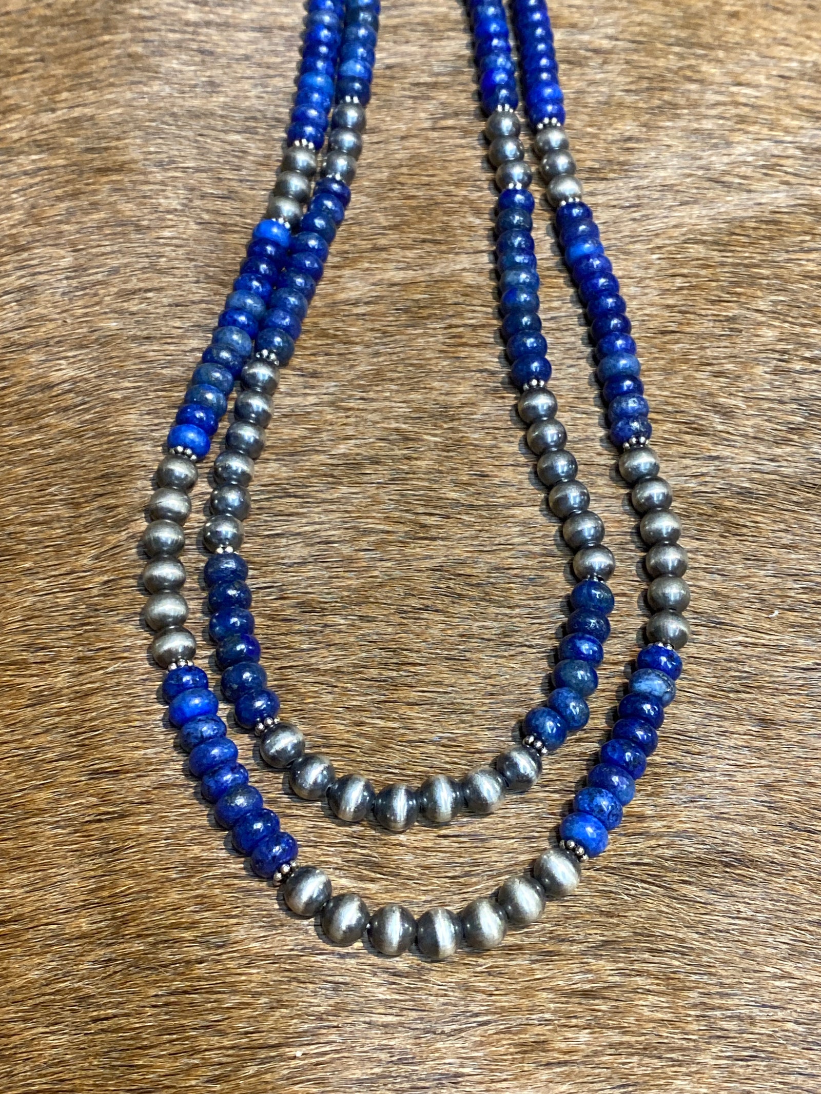 Rathdrum 6mm Navajo Pearl & Lapis Necklace - 18"