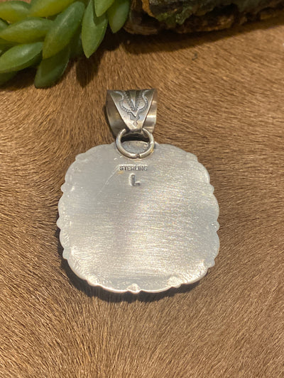Underground Sterling Scallop Framed Mojave Square Pendant