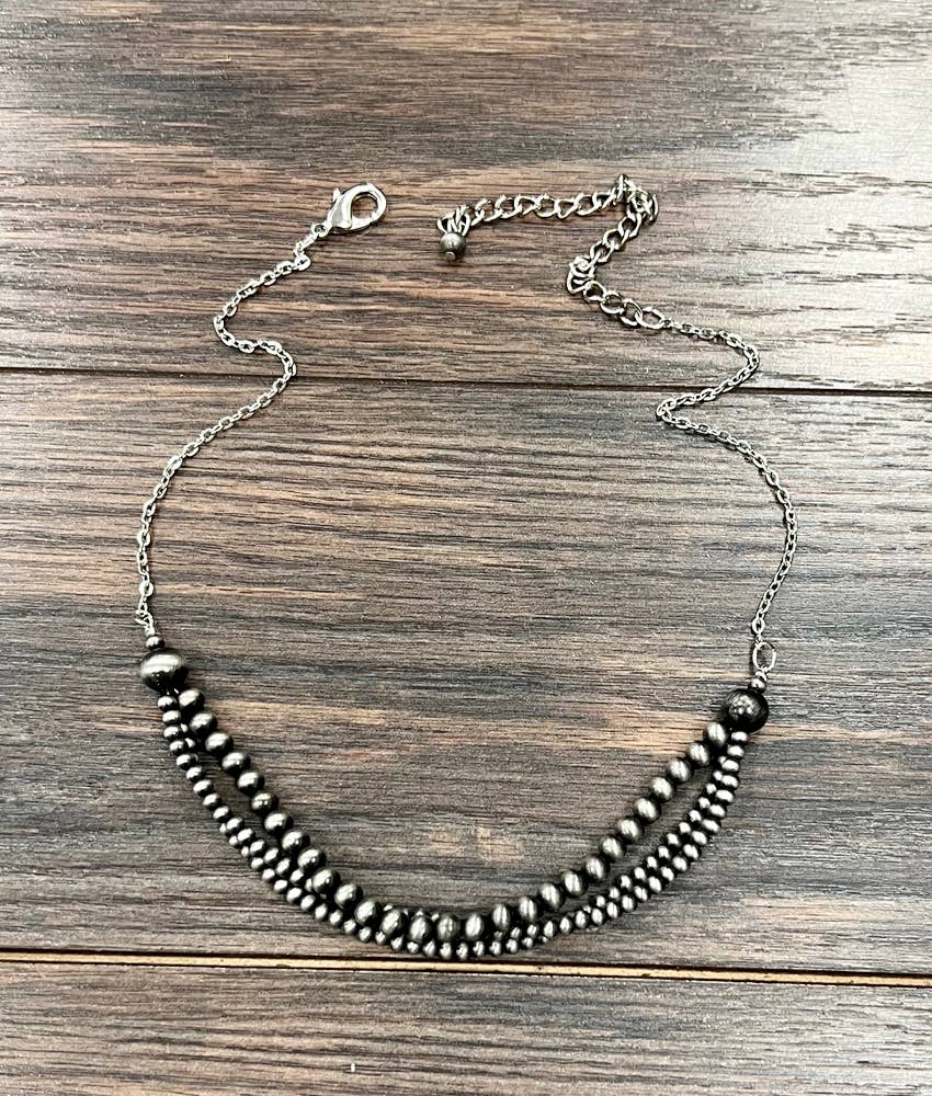 Quinn Fashion Link Chain With Triple Navajo Bead Center Necklace - 17"