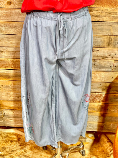 Shayna Washed Denim Embroidered Capris