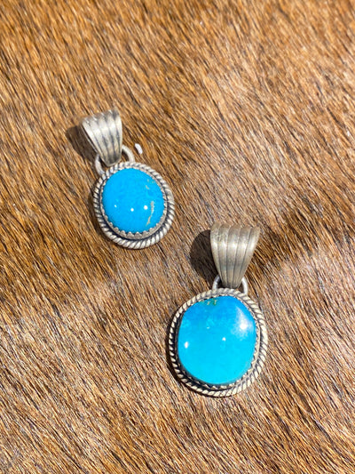 Kenner Roped Sterling Saw Edge Single Stone Turquoise Pendant