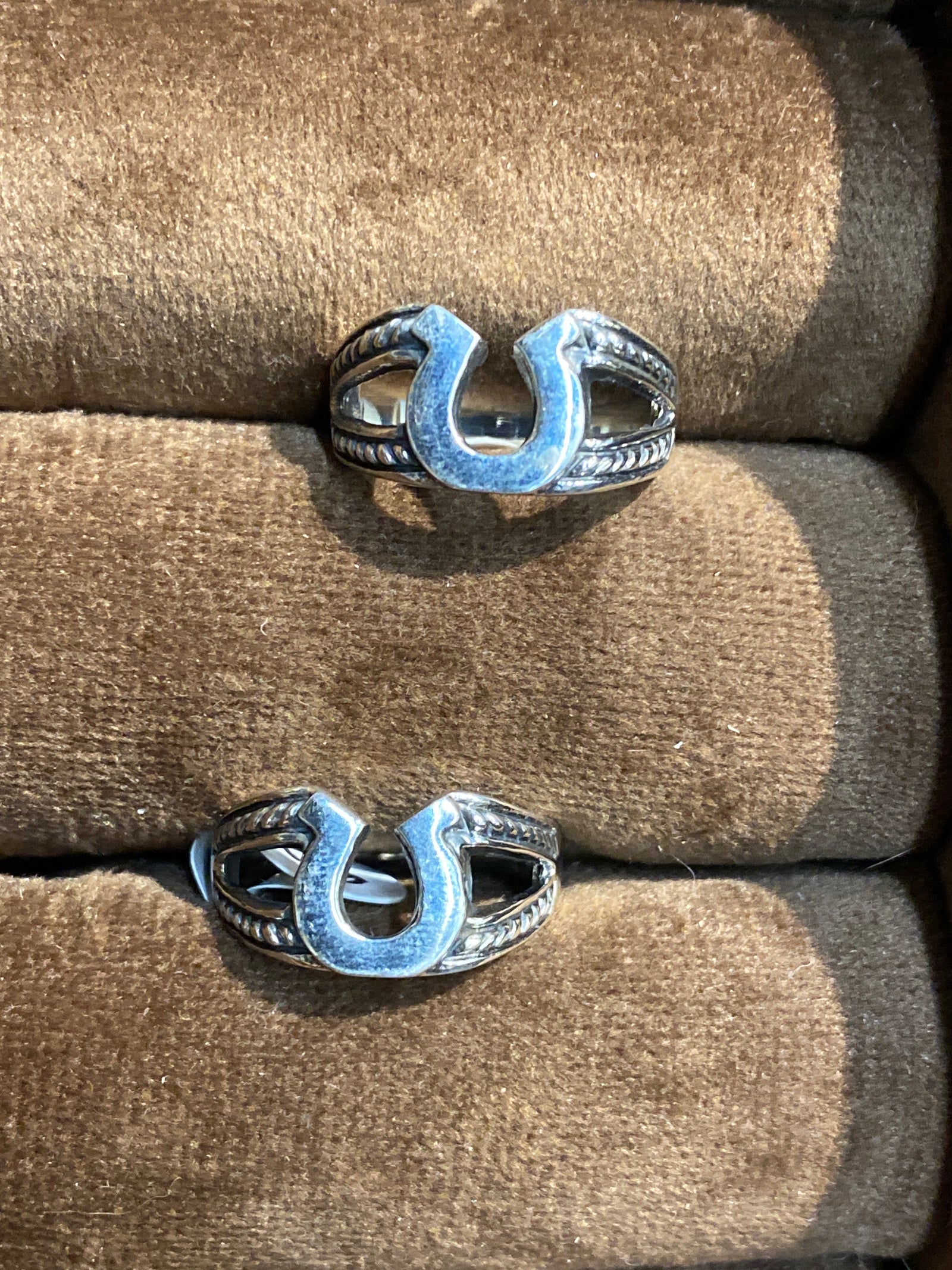 Morden Sterling Horseshoe Ring