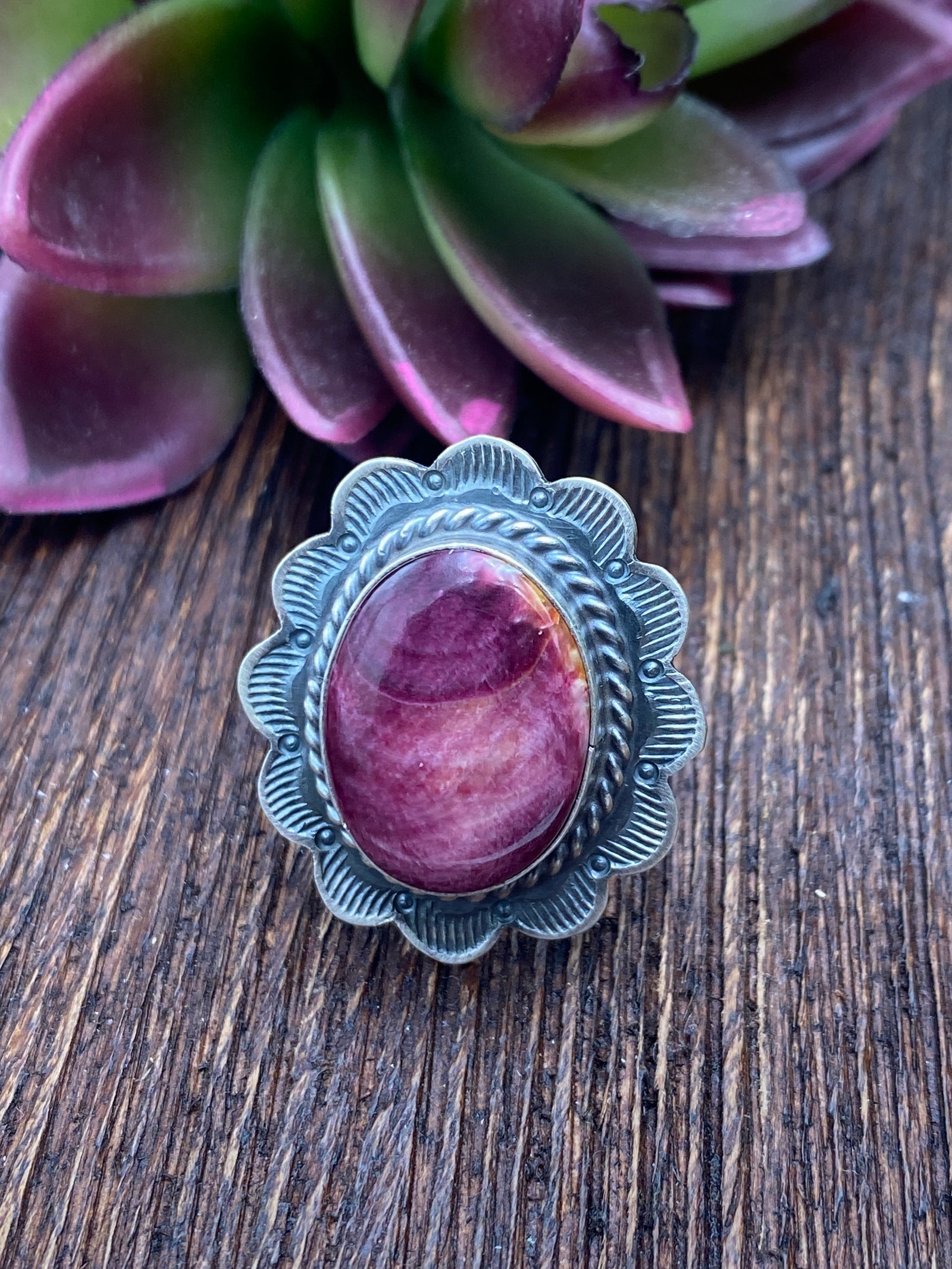 Wendy Purple Spiny Scalloped Sterling Ring - Size 8