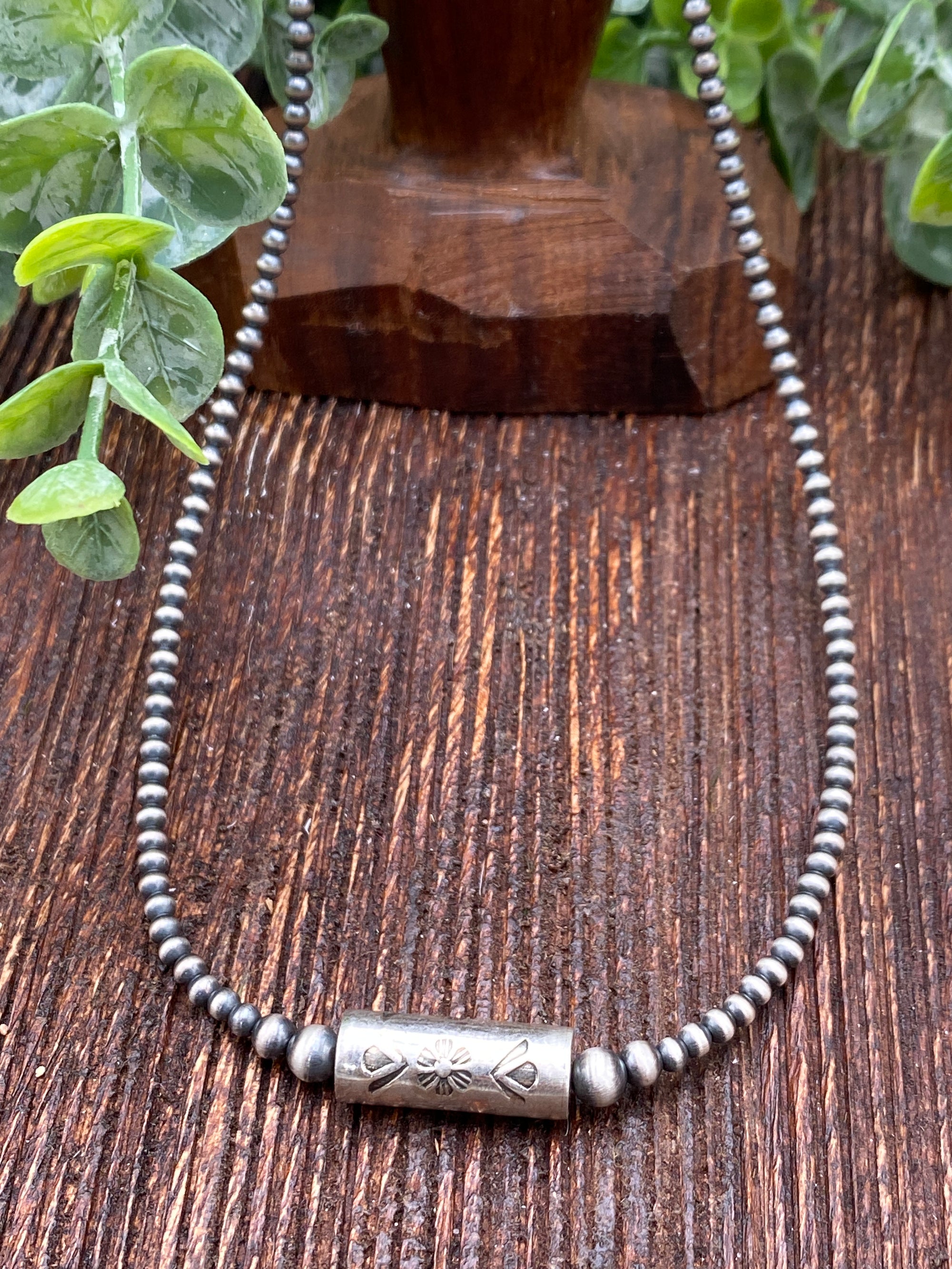 Dalton 3mm Navajo Necklace With Stamped Barrel Center - 16"