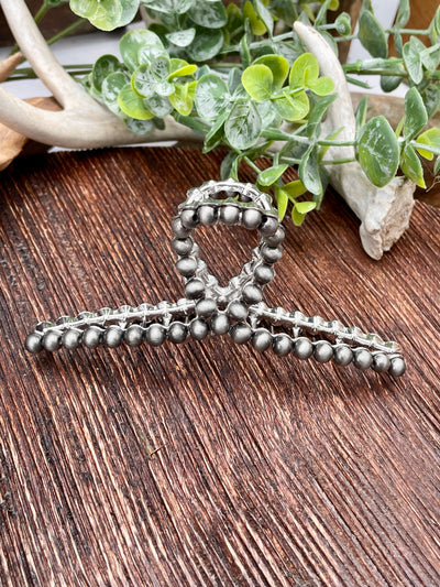 Faux Pearl Claw Clip