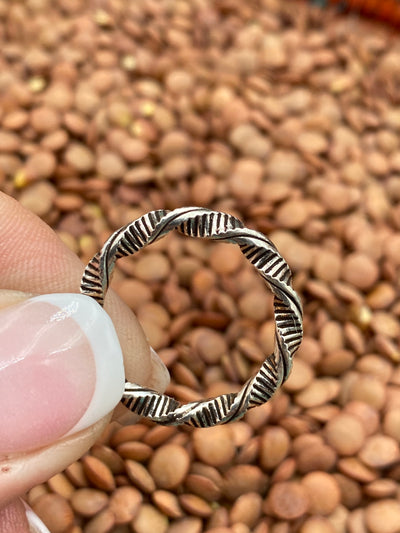 Everly Sterling 3mm Twisted Stamped Ring - Size 6.5