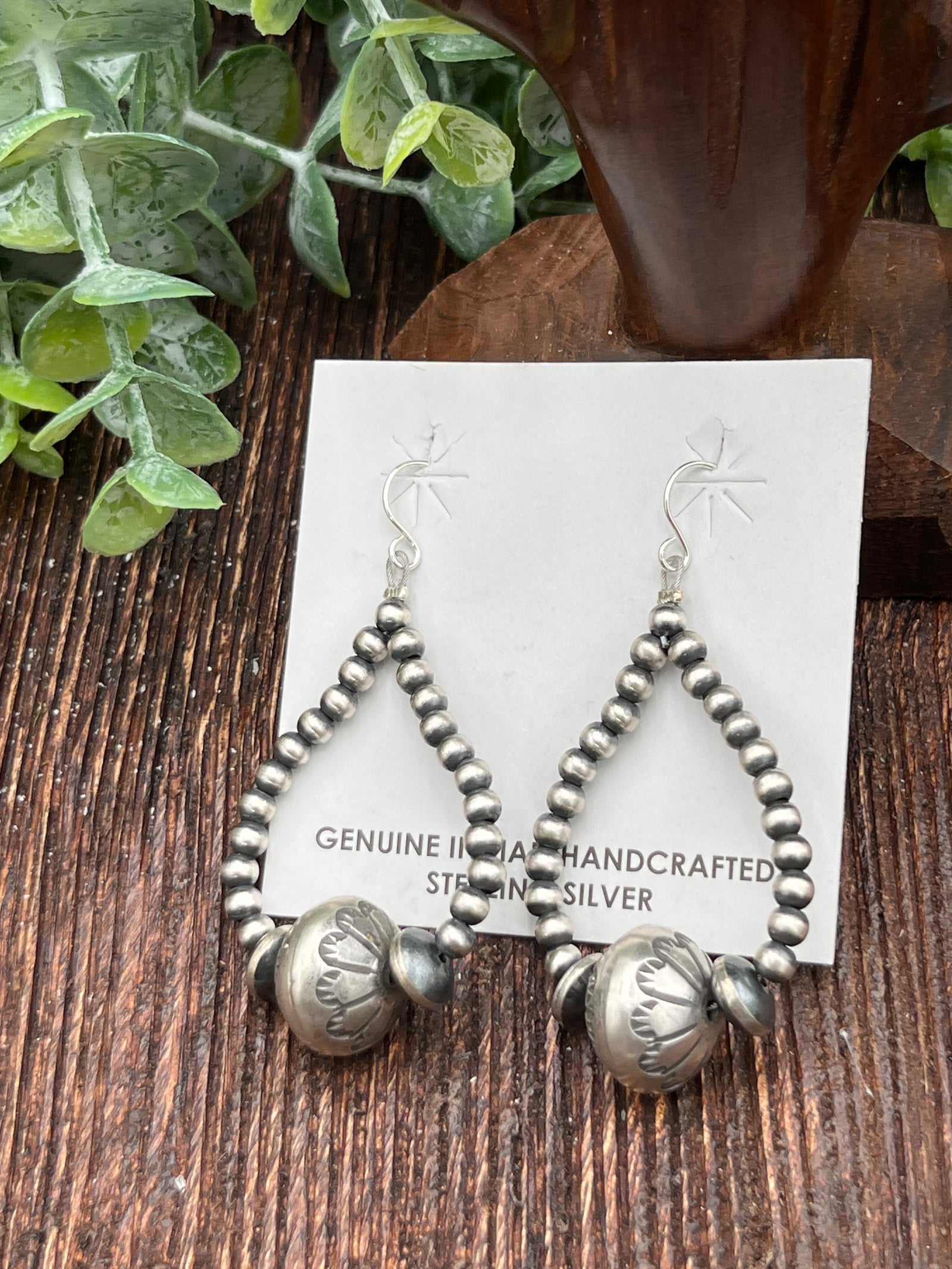 Alterra 4mm Navajo Teardrop Earrings with Stamped Center Beads