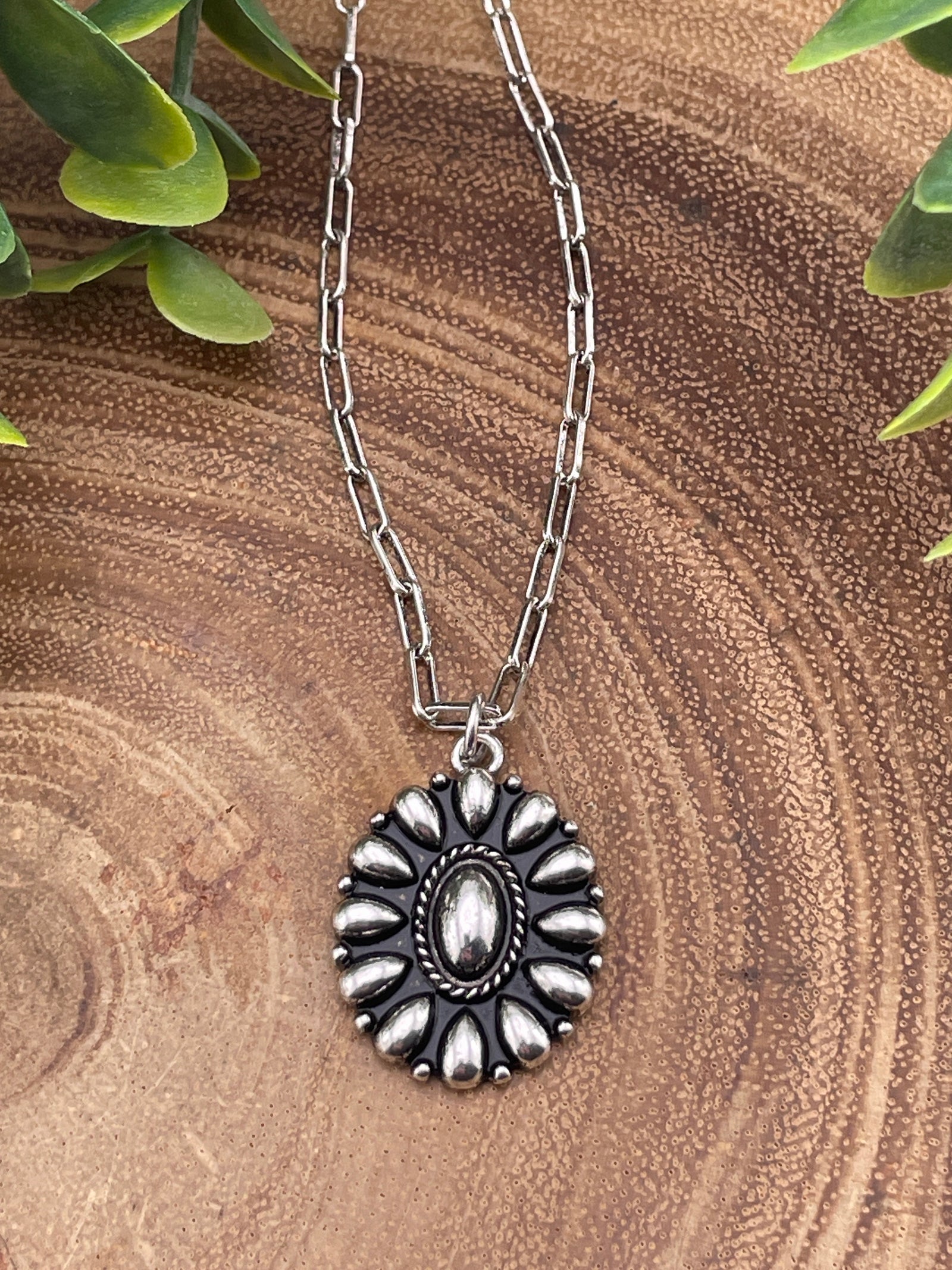 Marnie Silver Flower Fashion Necklace