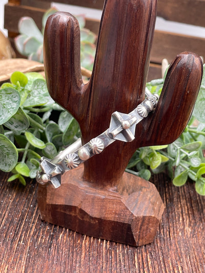Smithson Assorted 3D Cross Burst Cuffs