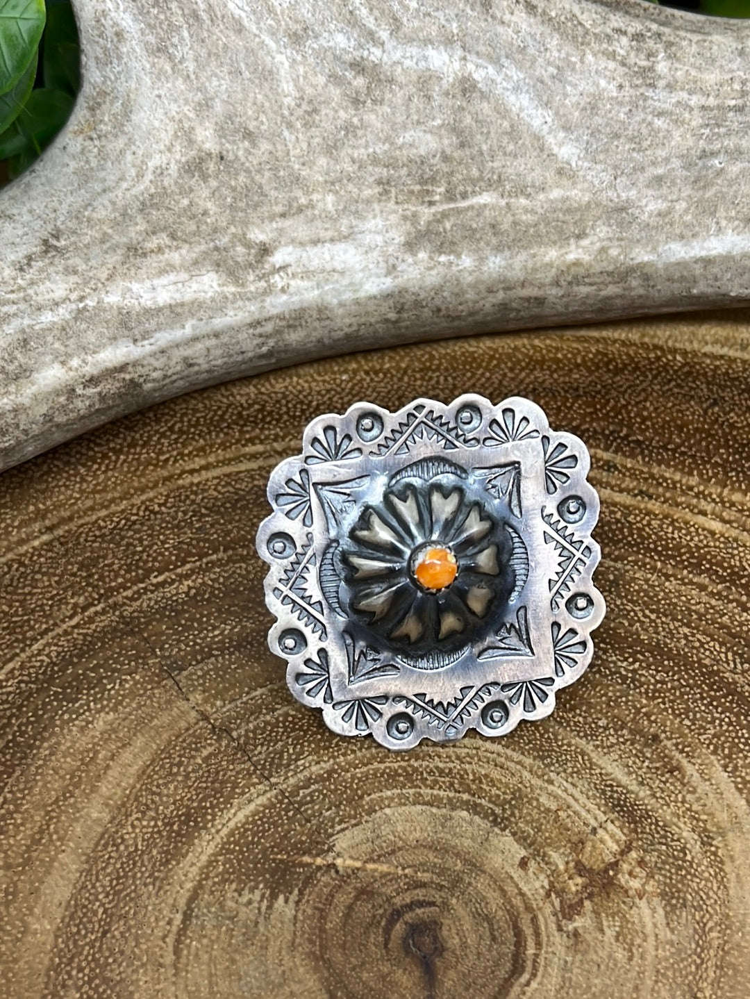 Lizzie Concho & Spiny Oyster Orange Ring - Size 7