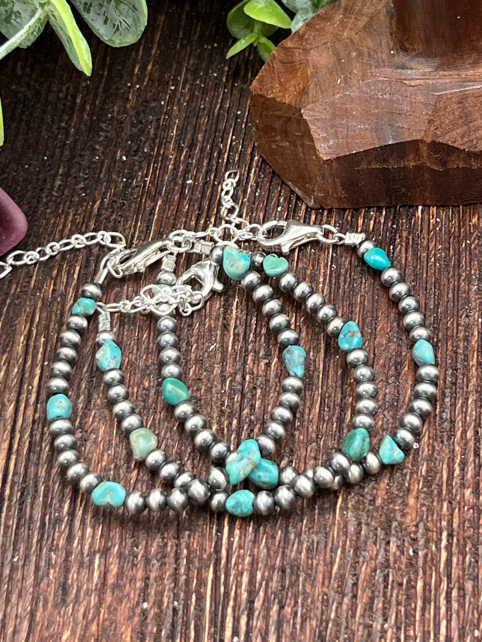 Mabank Sterling 4mm Navajo & Tumbled Turquoise Bracelet - 8"
