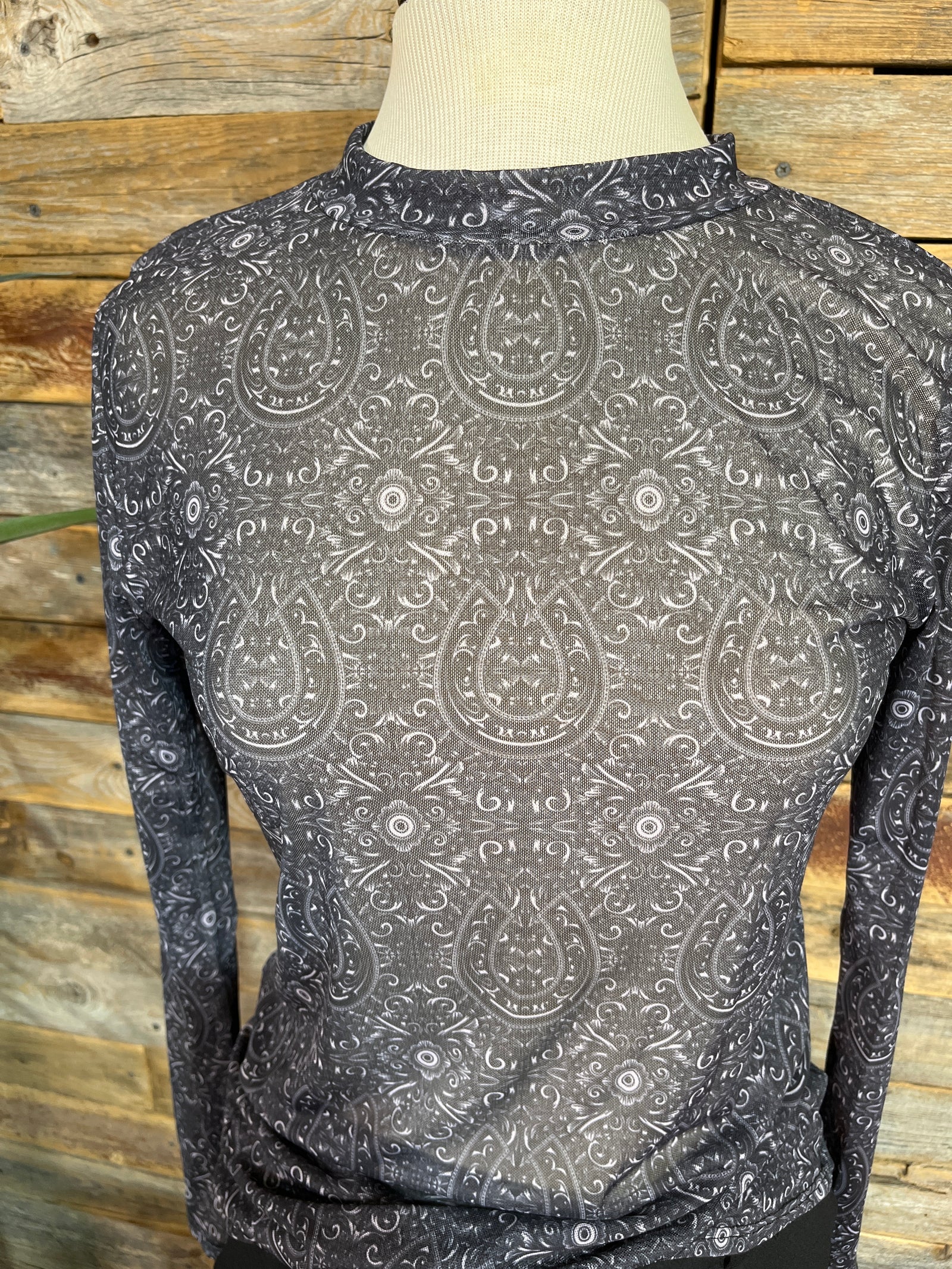 LB Horseshoe Print Mock Neck Mesh Top