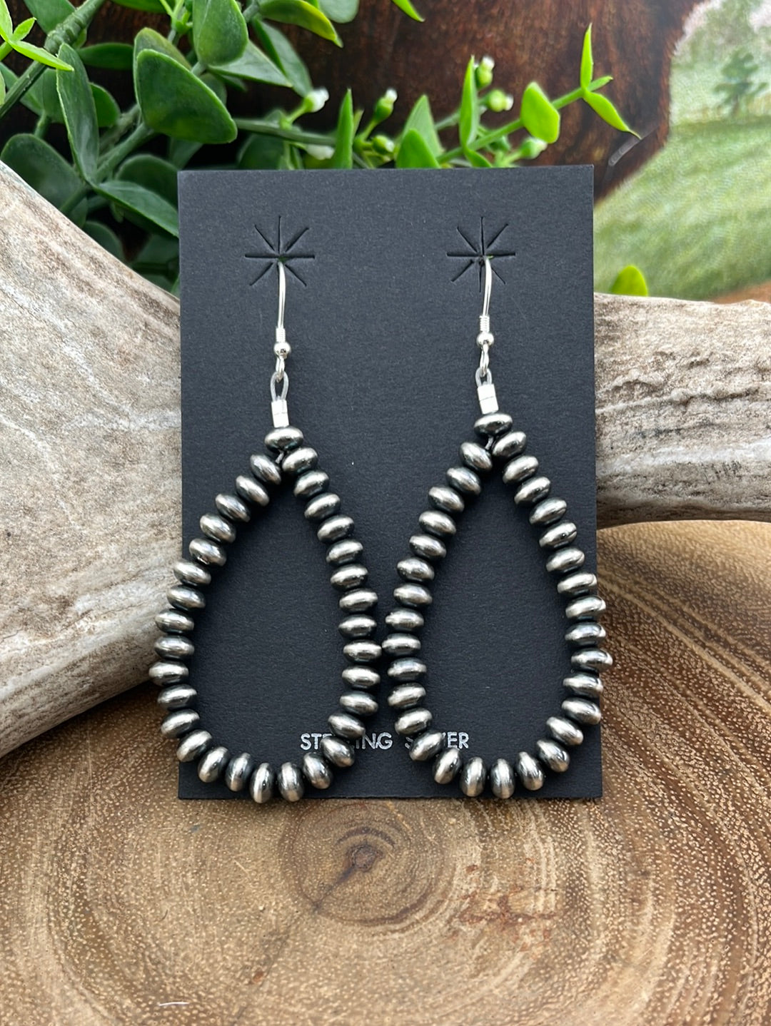 6mm Oxidized Navajo Pearl Saucer Earrings