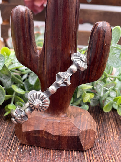 Smithson Assorted 3D Cross Burst Cuffs