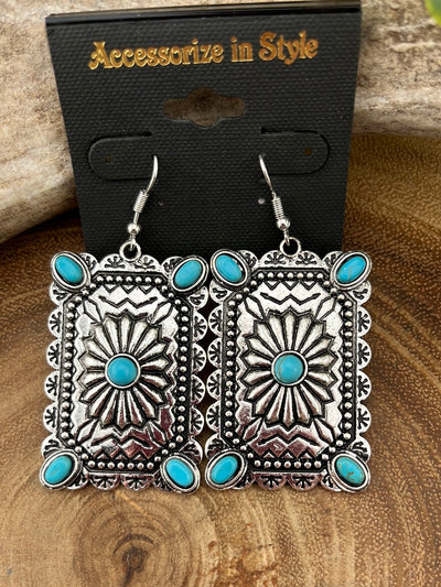 Ruta Fashion Scalloped Rectangle Stamped Concho Earring - Turquoise