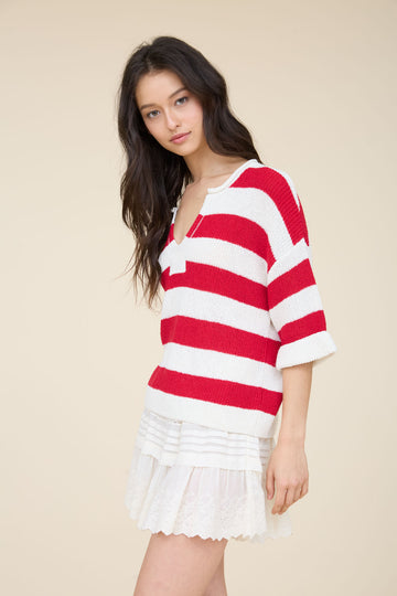 WIDE STRIPE RAW SPLIT NECK SHORT SLEEVE SWEATER