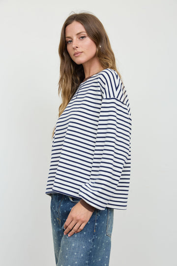 STRIPE CREW NECK V-STITCH LONG SLEEVE KNIT TOP