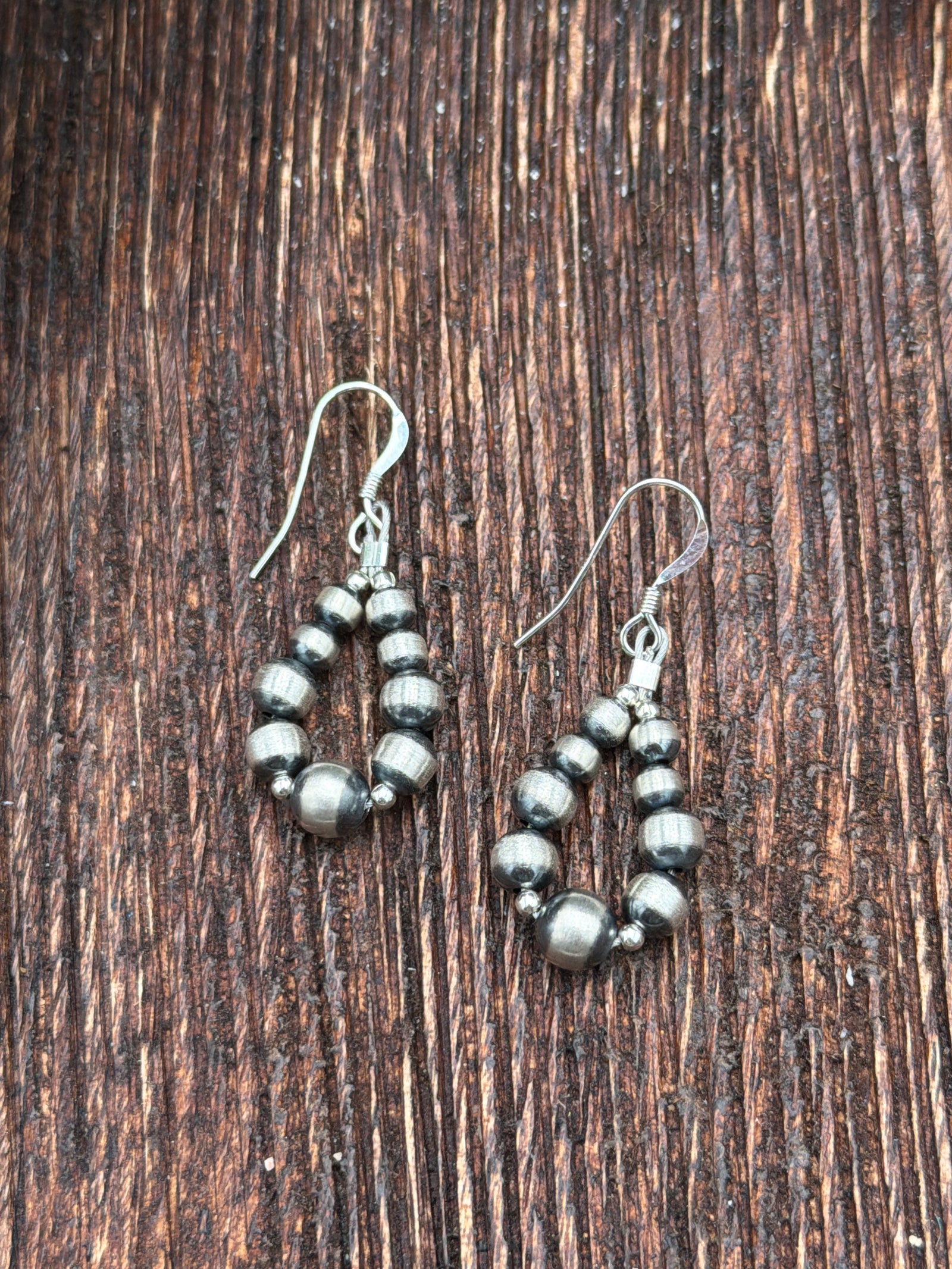 Ava 3-5mm Varied Navajo Teardrop Earrings - 1.5"