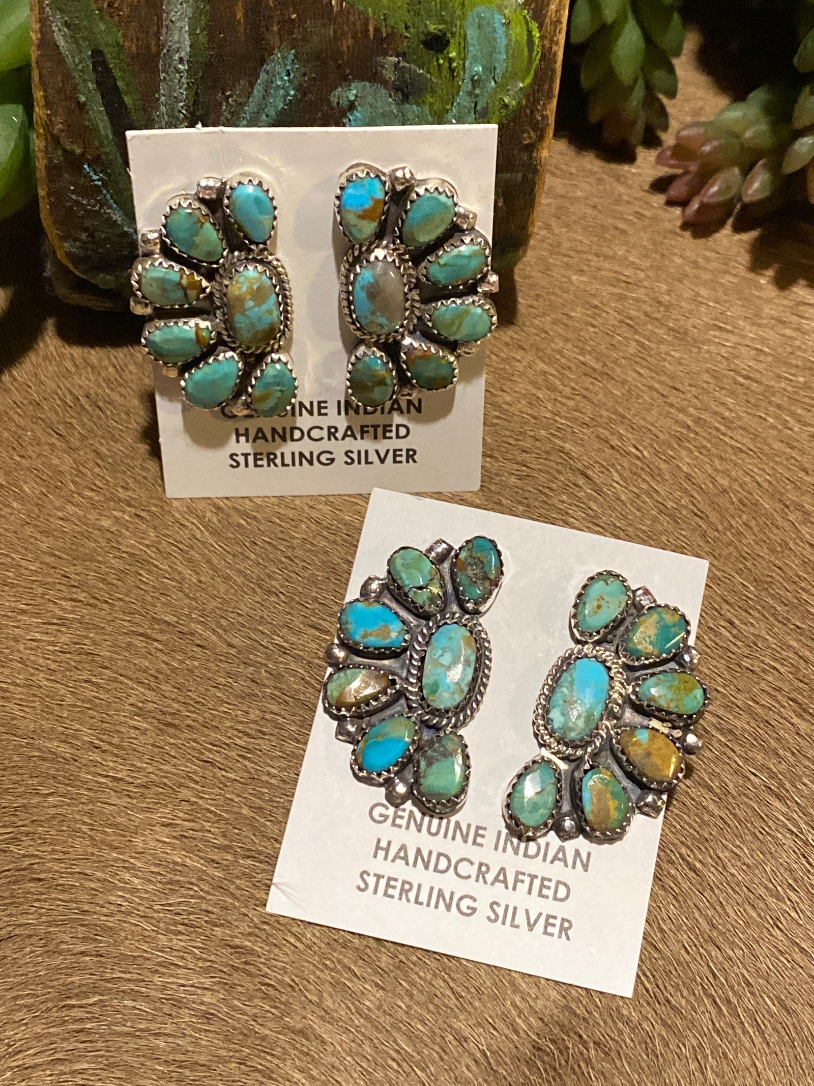 Highland Turquoise Oval Center Half Circle Cluster Post Earrings - 1.25"