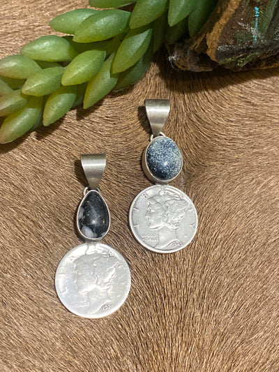 Ivana Stone Liberty Coin Pendant - Black