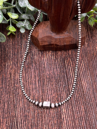 Kelly 2mm Navajo Necklace With Center Cube Bead - 16"
