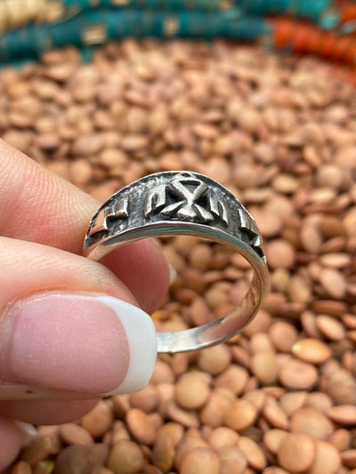 Darden Sterling 10mm Tribal Arrow & Eagle Ring - Size 9.5