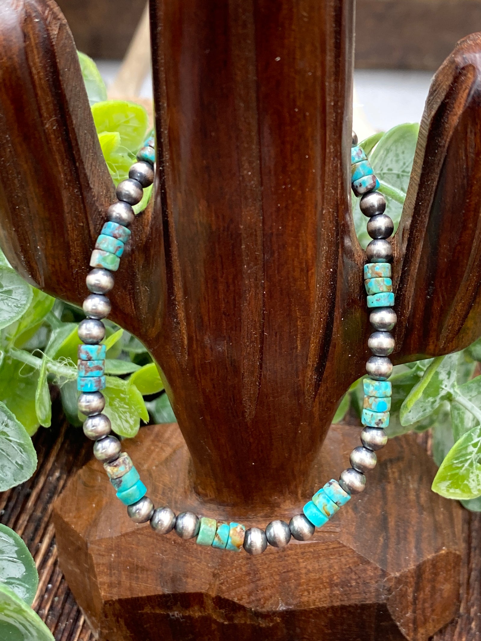 Kipling Turquoise Cylinder & 4mm Navajo pearl Sterling Stretch Bracelet