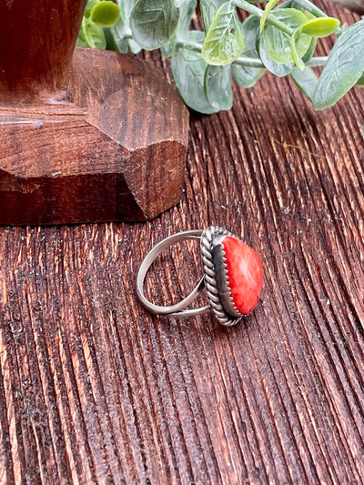 Bay Area Sterling Roped Spiny Oyster Teardrop Ring - Size 9